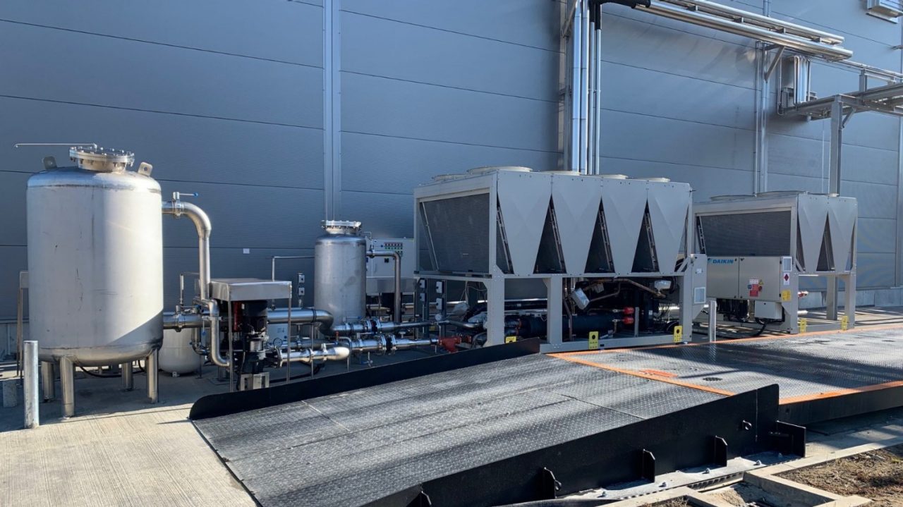 Providing a complete HVAC system for a food processing plant Daikin
